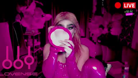 THE QUEEN ALPHA   Queen Medusa Prey online show from 21, 4, 2026