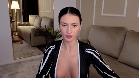 Snapshot of medussaeyes chatting on 14, 11, 2025 MedussaEyes online show from 14, 11, 2025