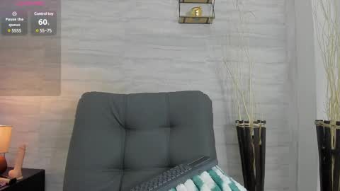 meegan_lopezz online show from 4, 2, 2025