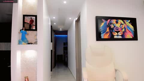 MelanyAlejandra online show from 20, 1, 2025