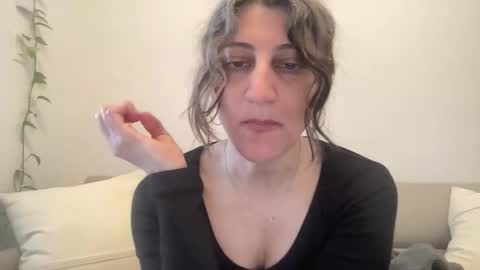 Meena online show from 1, 5, 2026