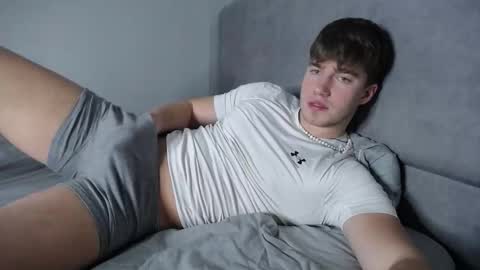 Max online show from 7, 1, 2026