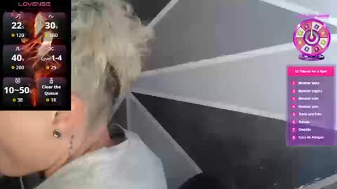 Snapshot of megan_coop3r_ chatting on 14, 1, 2026 Megan and sophi online show from 14, 1, 2026