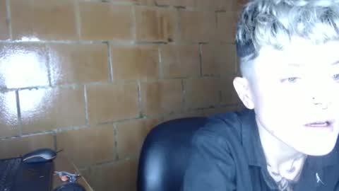 Megan and sophi online show from 24, 4, 2026