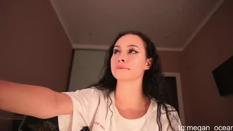 Snapshot of megan_galactica chatting on 4, 11, 2025 Megan online show from 4, 11, 2025