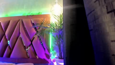    online show from 16, 2, 2025