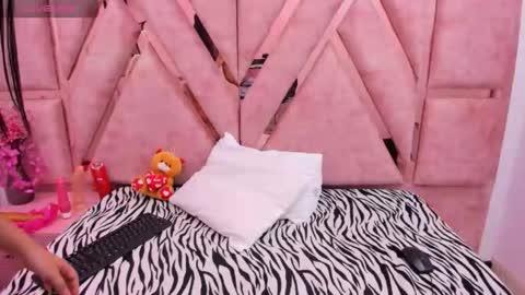 Snapshot of megan_latinn chatting on 3, 6, 2026 megan_latinn online show from 3, 6, 2026