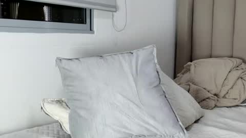 megan_monrroe06 online show from 23, 7, 2026
