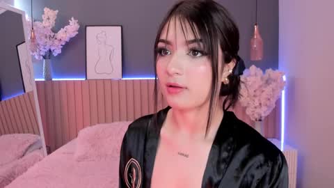     online show from 14, 2, 2025