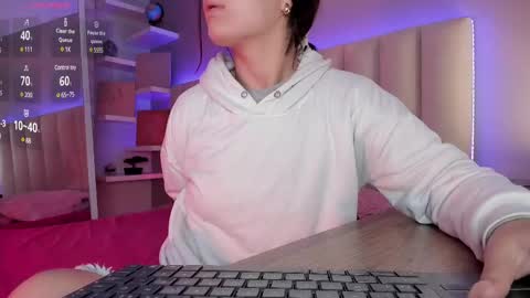     online show from 7, 3, 2025