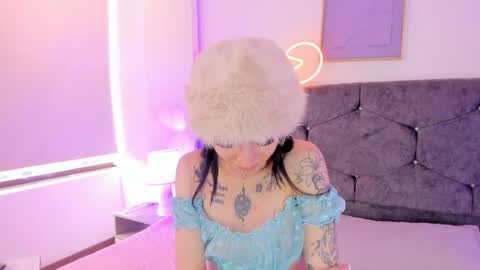 Snapshot of megan_morphy chatting on 8, 4, 2026 megan_morphy online show from 8, 4, 2026