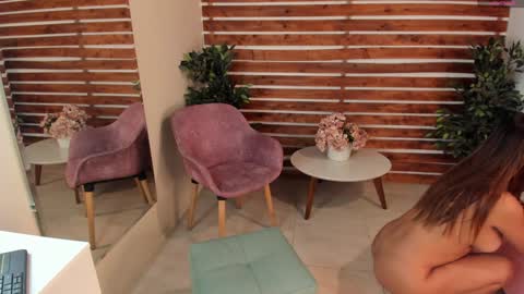 megan_raiin online show from 21, 1, 2025