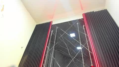 Megan Siner online show from 24, 4, 2026