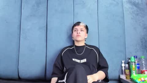 megan_thompsonn_ online show from 24, 4, 2026