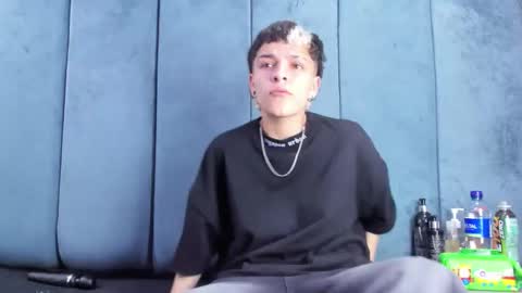 megan_thompsonn_ online show from 30, 4, 2026