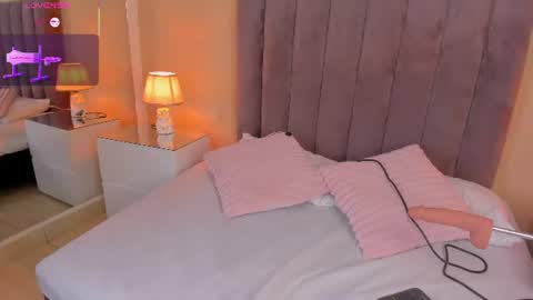 Snapshot of megan_thompsoon1 chatting on 29, 7, 2026 Megan online show from 29, 7, 2026