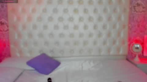 megan_tower online show from 4, 11, 2025