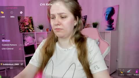 Megan Mon Fri  1600-2200pm Tue Wen Sat 0900-1600pm online show from 22, 4, 2026