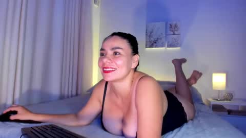 Megan M online show from 18, 12, 2024