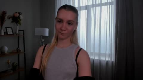 Elly online show from 19, 4, 2026