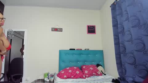 megan        online show from 6, 2, 2025