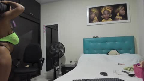 megan        online show from 17, 9, 2025