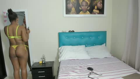 megan        online show from 28, 9, 2025