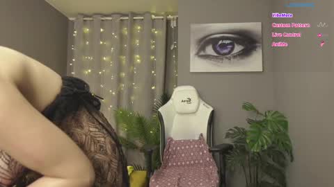 MeganieX online show from 8, 3, 2025