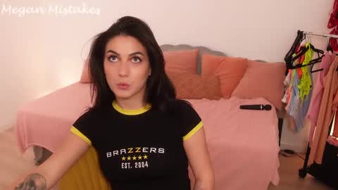 Megan Mistakes online show from 31, 12, 2024