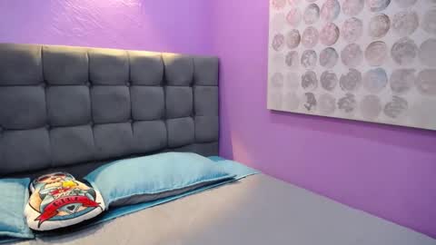 Megann Weed online show from 18, 2, 2025