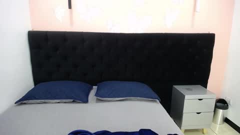Megann Weed online show from 3, 3, 2025