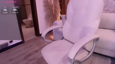 Megan  online show from 4, 11, 2025