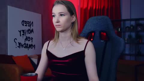 Snapshot of meganrodgers chatting on 8, 5, 2026 megan online show from 8, 5, 2026