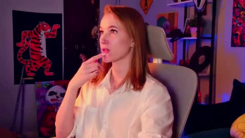 Snapshot of meganrodgers chatting on 19, 5, 2026 megan online show from 19, 5, 2026
