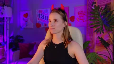 Snapshot of meganrodgers chatting on 27, 5, 2026 megan online show from 27, 5, 2026