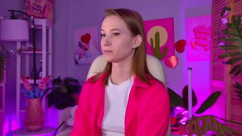 Snapshot of meganrodgers chatting on 8, 6, 2026 megan online show from 8, 6, 2026