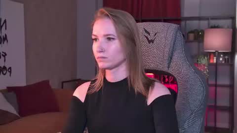 Snapshot of meganrodgers chatting on 7, 7, 2026 megan online show from 7, 7, 2026