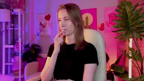 Snapshot of meganrodgers chatting on 8, 7, 2026 megan online show from 8, 7, 2026