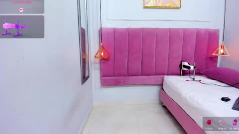 Megan  online show from 17, 9, 2025