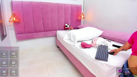 Megan  online show from 13, 10, 2025