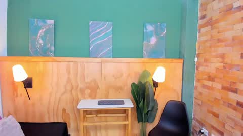 Megan online show from 16, 4, 2026