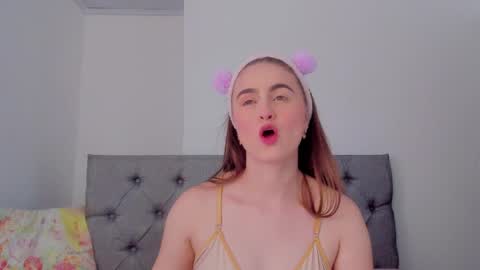 megansammy online show from 23, 4, 2026