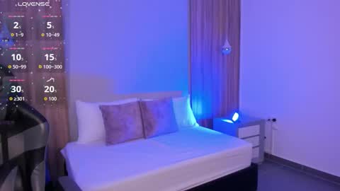 M E G A R A  online show from 27, 11, 2025