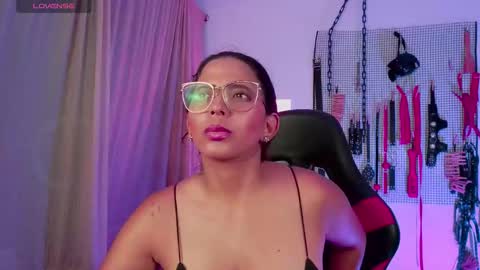 Your best slave  online show from 5, 10, 2025