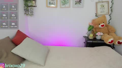 Snapshot of meghan_29x chatting on 28, 5, 2026 MEGHAN online show from 28, 5, 2026