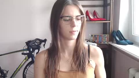 Megi online show from 9, 6, 2026