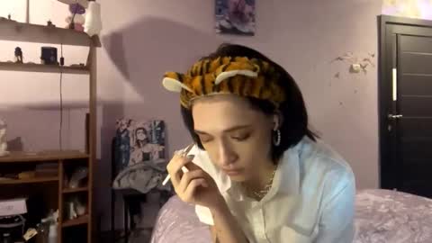 Megan online show from 25, 11, 2025