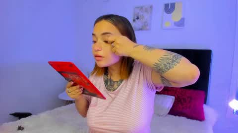 IG soymeily oficial  online show from 28, 4, 2026