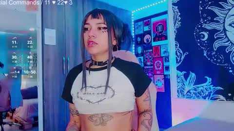 Melissa  -  -  Please help me to reach 100 thumbs up online show from 29, 1, 2025