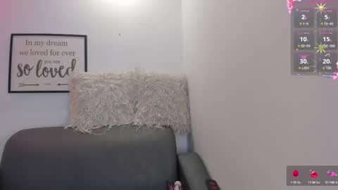 melan_owen online show from 5, 10, 2025